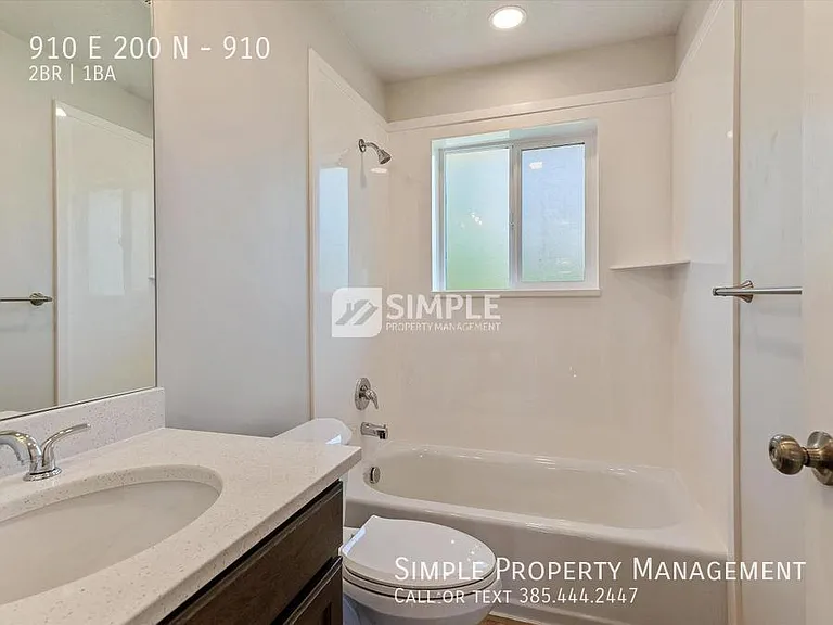 910 E 200 N #910 — Photo 16