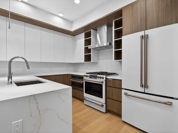 160 Brunswick Street image 1 of 23