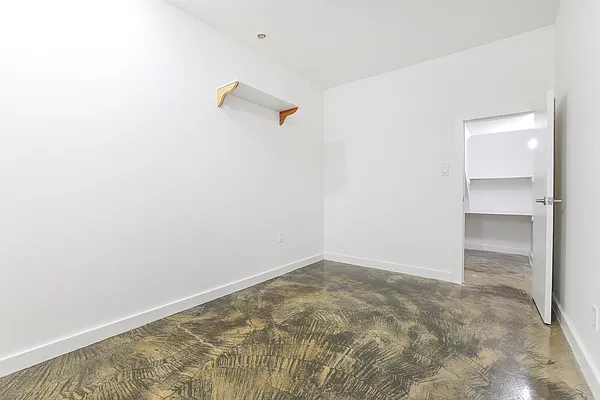 Rented by Brick&Mortar | media 22