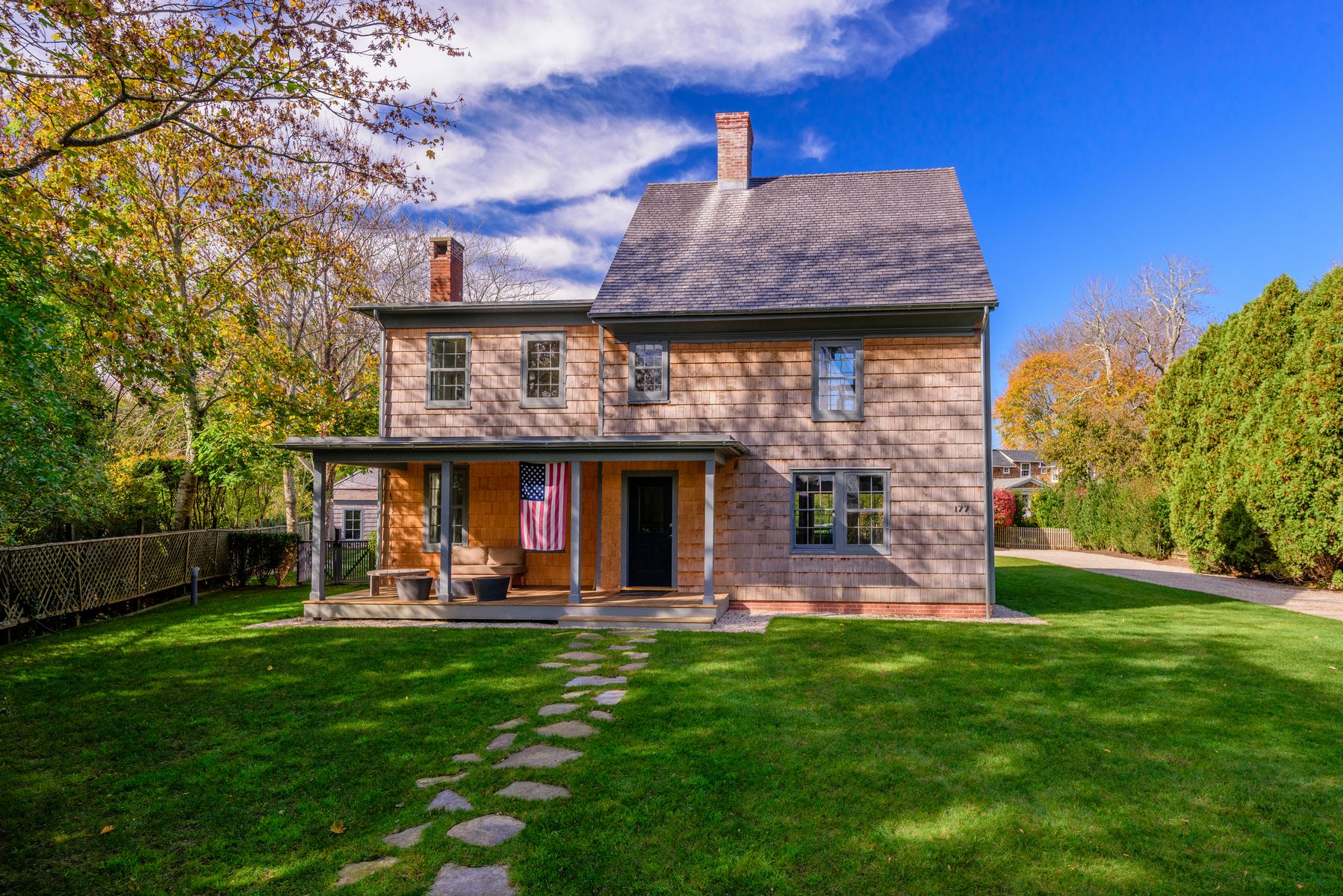 177 Main St in East Hampton Out East