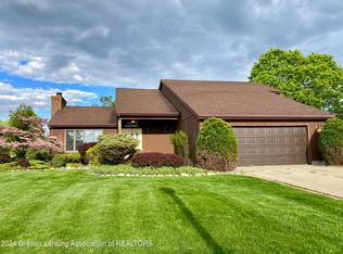 1526 Riley Ridge Dr, Lansing, MI 48917