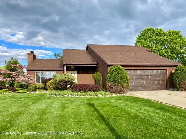 1526 Riley Ridge Dr, Lansing, MI 48917