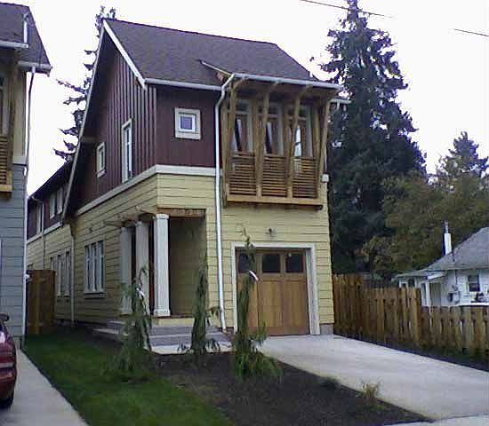 4928 SSE KNAPP ST, PORTLAND, OR 97206