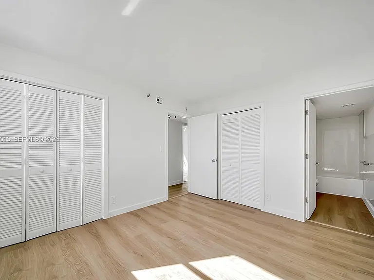 501 SW 1st St #502 — Photo 12