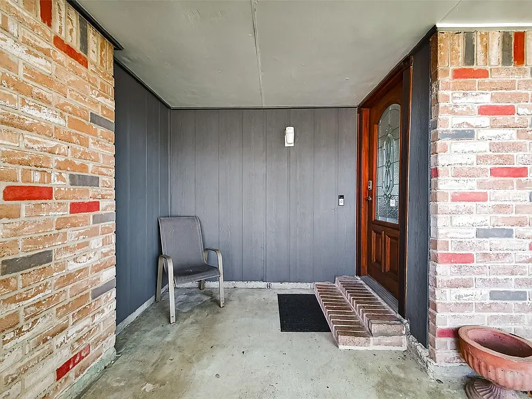 5323 Windsong Trl — Photo 8