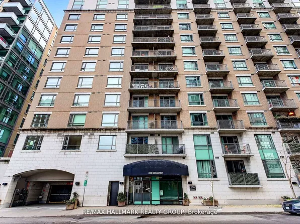 200 Besserer St #1206, Ottawa, ON K1N 0A7