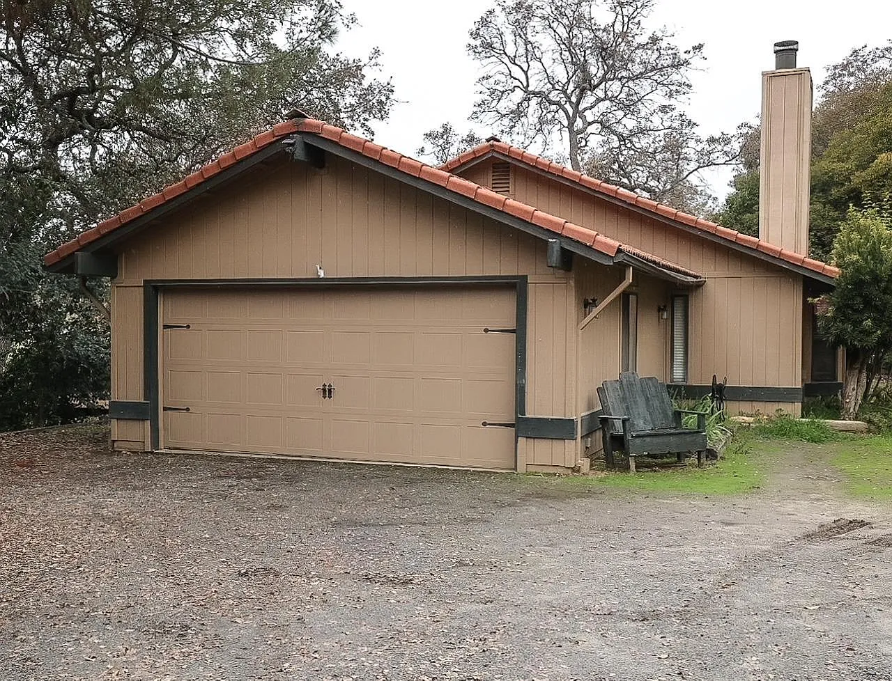 41151 Partridge Ln photo 1