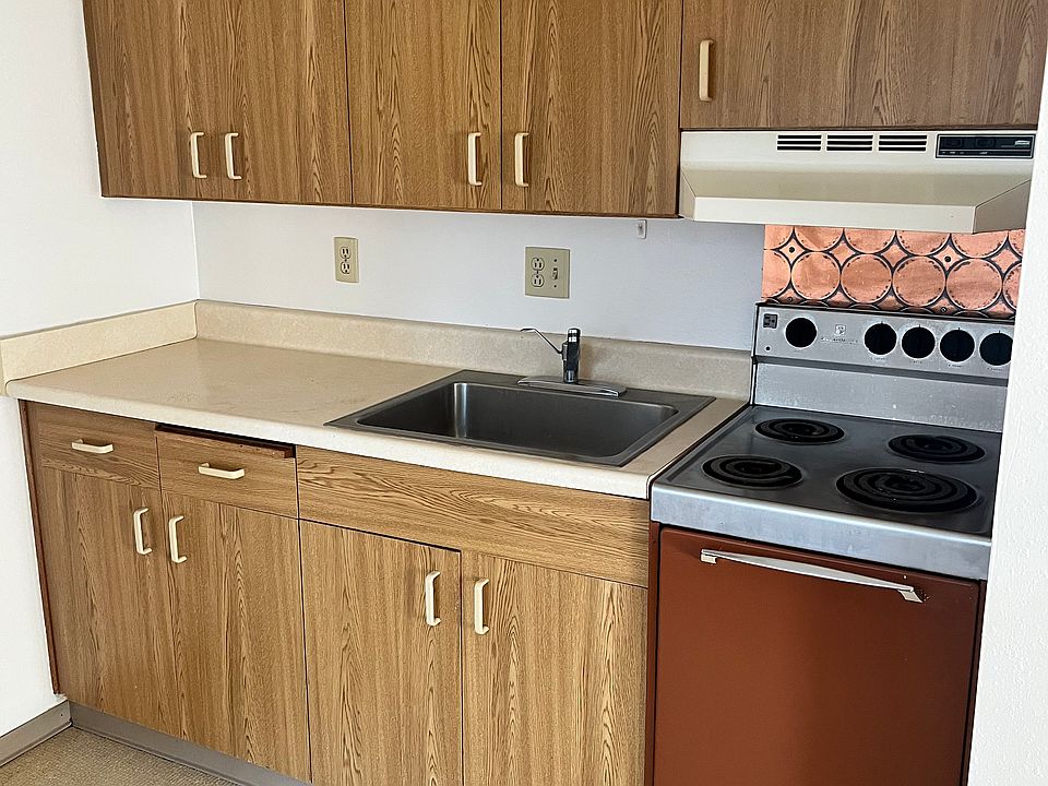 1st image of 535 NE Maiden Ln APT 105