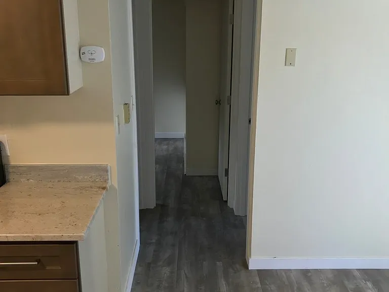 1215 Queen Anne Ave N — Photo 5