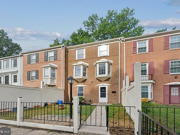 3rd image of 7946 Central Park Cir
