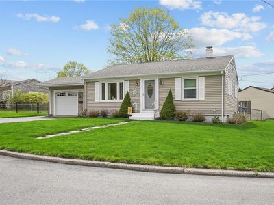 221 Patton Rd, Woonsocket, RI, 02895