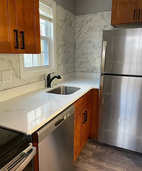 165 W Palmer St — Photo 6
