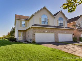 1071 Lily Field Ln, Bolingbrook, IL 60440