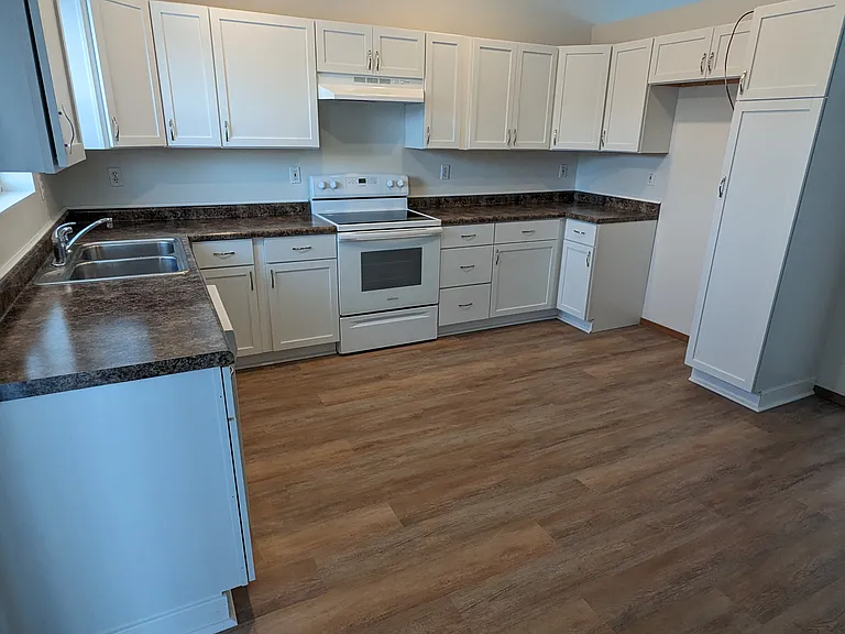2949 Popplewood Ct — Photo 7