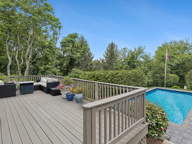 1746 Montauk Hwy — Photo 17