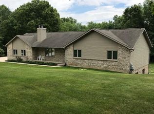 10862 Silver Lake Rd, South Lyon, MI 48178