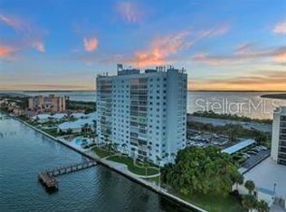 7200 Sunshine Skyway Ln S APT 8G, Saint Petersburg, FL 33711