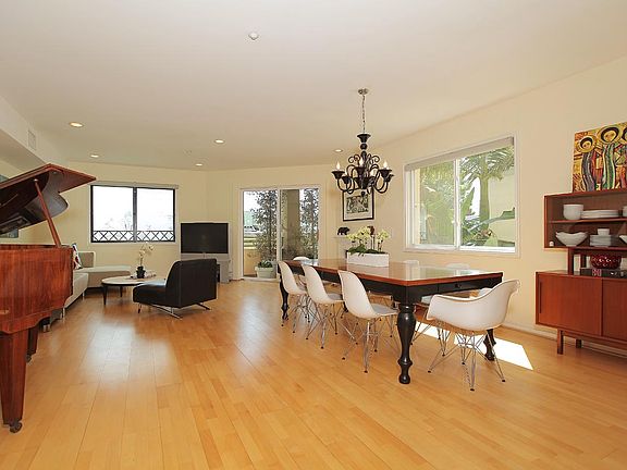 2nd image of 11921 Dorothy St APT 303