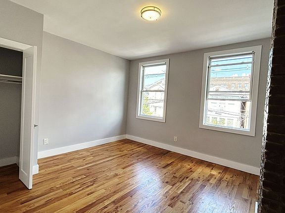 2nd image of 19 Jewett Ave #2LB