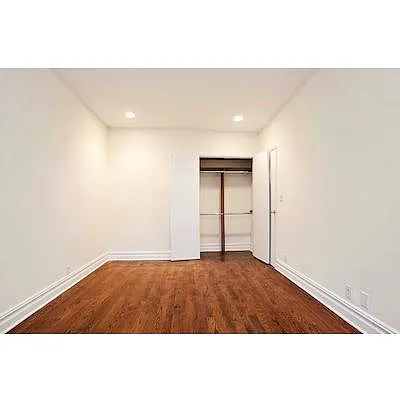 Rented by Mirador Real Estate | media 16