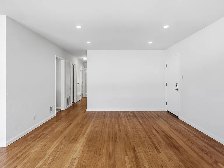 4252 Callan Blvd — Photo 6