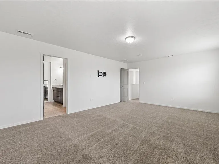 5813 Sidon Ln — Photo 17