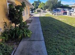 8185 48th Ave N APT B, Saint Petersburg, FL 33709
