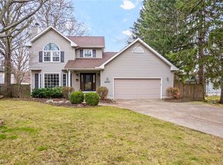 4047 Baird Rd, Stow, OH 44224