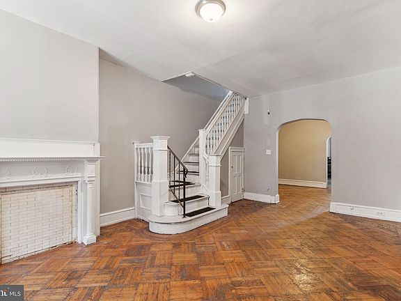 2nd image of 1225 W Tioga St