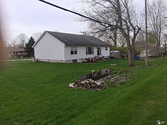 3rd image of 4601 Sycamore Rd