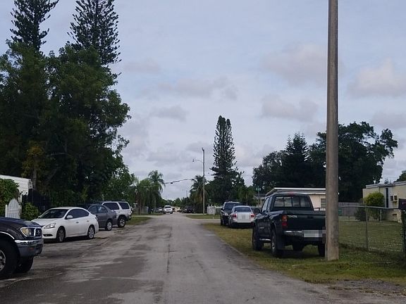 4th image of 12201 NW 21st Pl