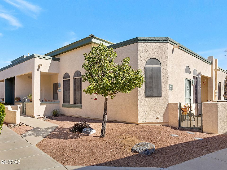 1st image of 2416 W Via Di Silvio