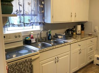 997 York Ave, Pawtucket, RI 02861