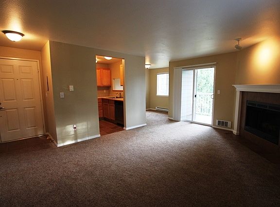 3rd image of 1153 N 198th St Unit F304