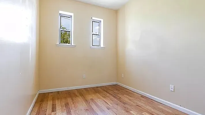 Rented by Nooklyn NYC LLC | media 4