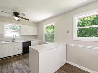 220 Rolling Ridge Dr, Chattanooga, TN 37421