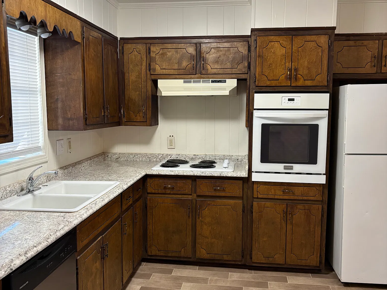 2 bed, 896 sqft, $1,100 — Photo 4