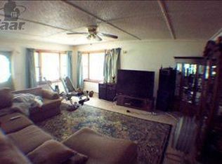 6073 River Rd, Flushing, MI 48433