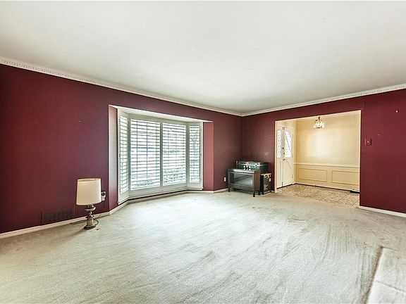 4th image of 7514 Overdale Dr