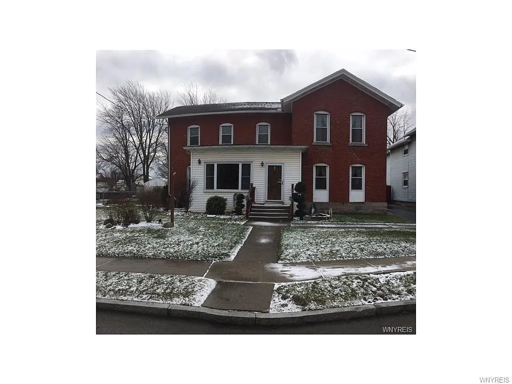 238 West Ave photo 1