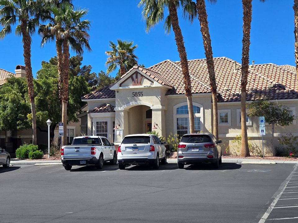 1st image of 5855 Valley Dr Unit 2076