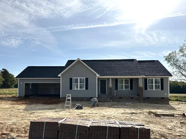 56 N Movado Trl, Kenly, NC 27542