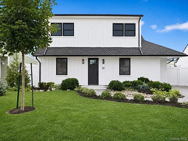 5 bed, 2.0 bath, 1635 sqft, $5,800 — Photo 2