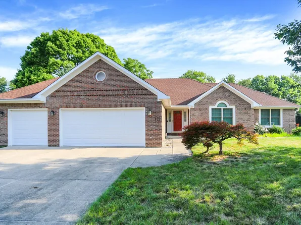 122 Park Forest Dr N, Whiteland, IN 46184
