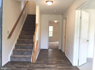 290 Cambridge Pl, Prince Frederick, MD 20678