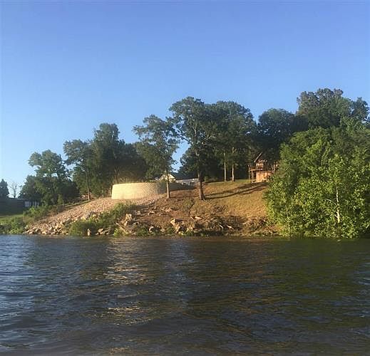 1st image of 555 Faith Ln