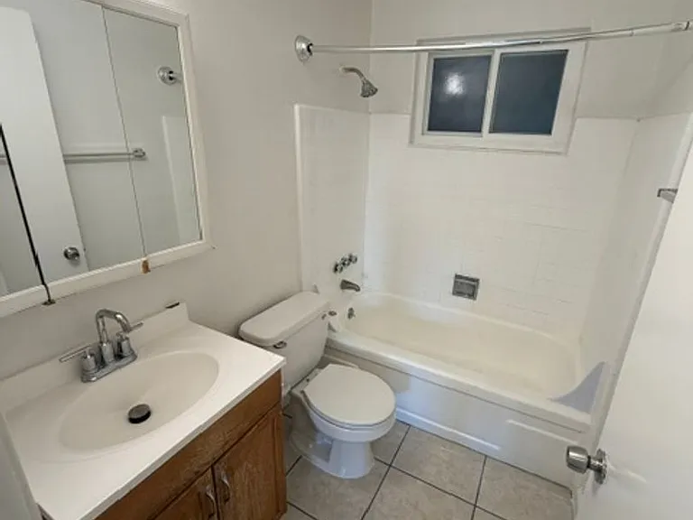 407 Fairmount Ave — Photo 42