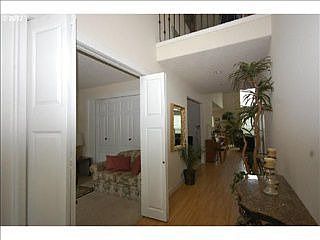 4th image of 9406 NE 102nd St