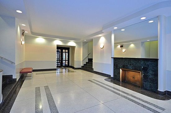 4th image of 3015 Riverdale Ave APT 4J