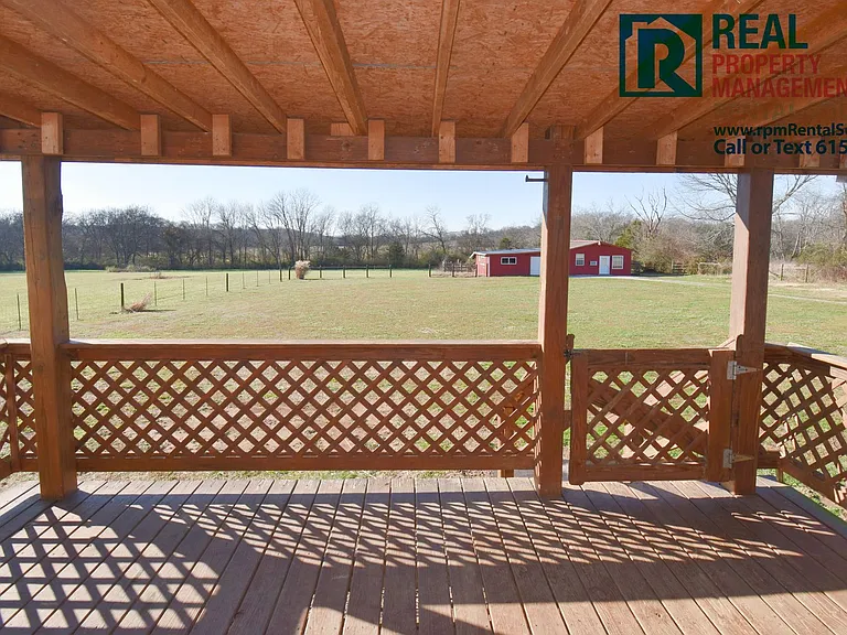 8101 Horton Hwy — Photo 16